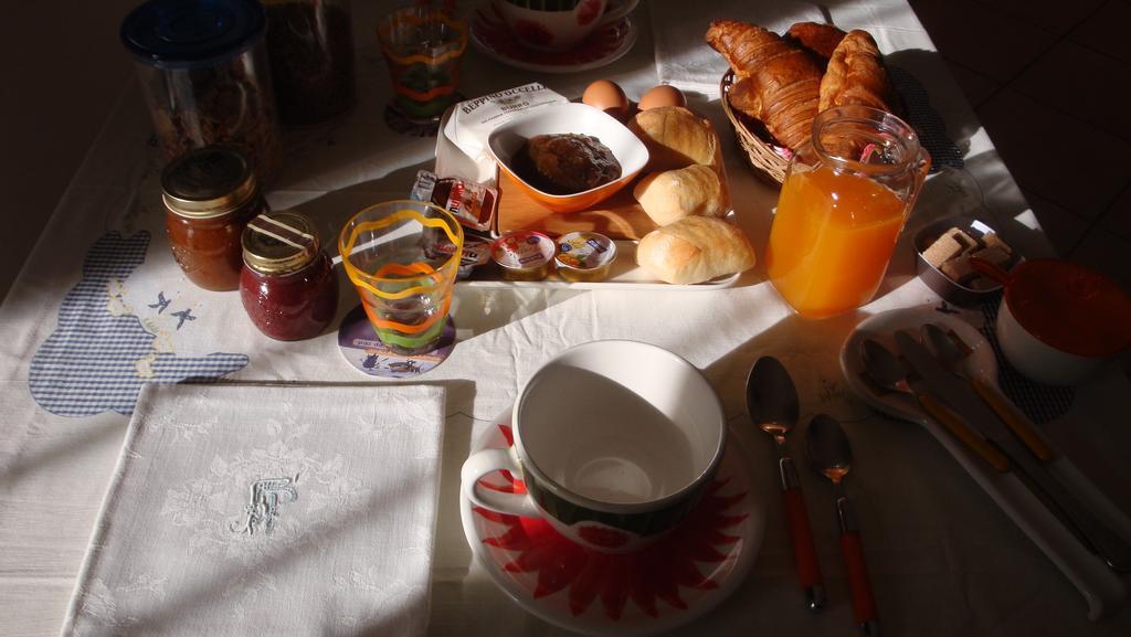 Bed and Breakfast Il Melograno Borgo San Dalmazzo Exteriér fotografie
